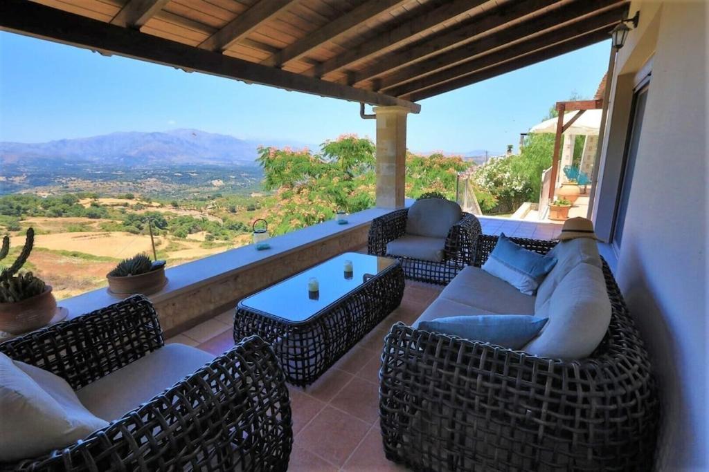Villa Maffeo, Mit Dem Weitblick Kástellos 外观 照片