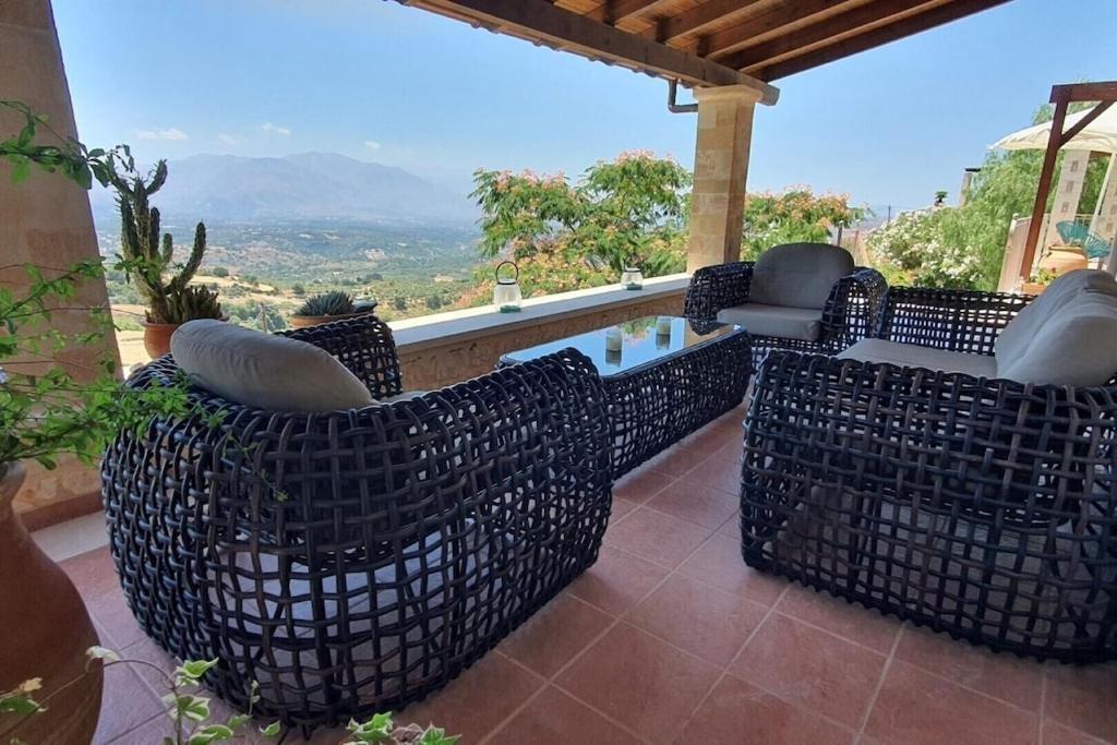 Villa Maffeo, Mit Dem Weitblick Kástellos 外观 照片