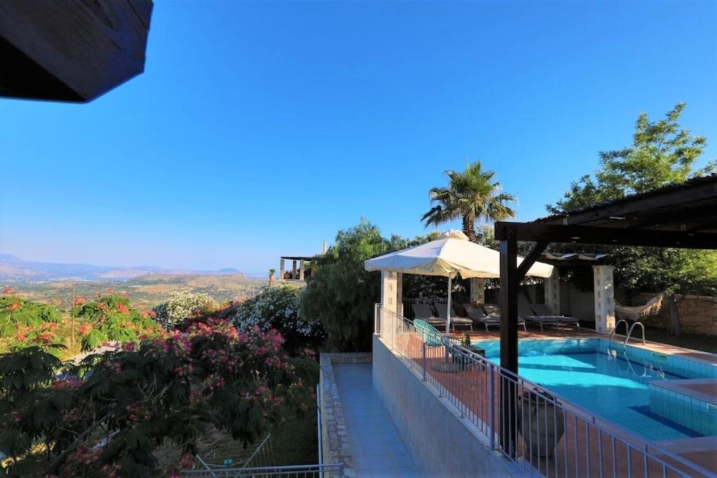 Villa Maffeo, Mit Dem Weitblick Kástellos 外观 照片